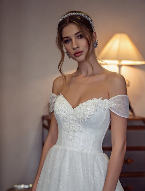 https://elisebride.ro/images/stories/virtuemart/product/VWD-SL22       (2).jpg